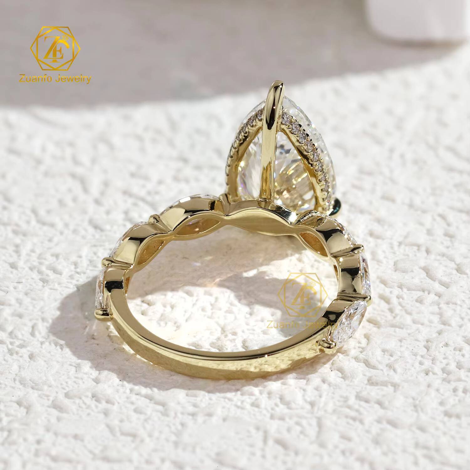 IGI Certified 5CT D VS1 Cvd Lab Grown Created Diamond 14K 18K Solid Gold Rings Pear Engagement Ring Jewelry for Women