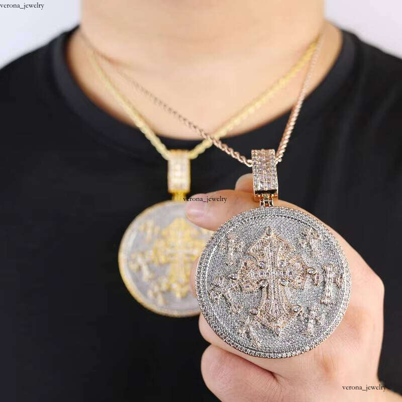 Ice out VVS Moissanite In Stock Heavy Round Pendant Layered Seven Cross Two-tone Fashionable Men's Hip-hop Jewelry Necklace