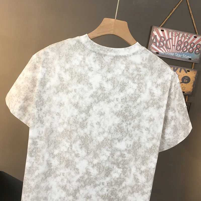 Fashionable printed mens top trendy casual retro washed high-end loose round neck elastic short sleeved mens T-shirt W250425