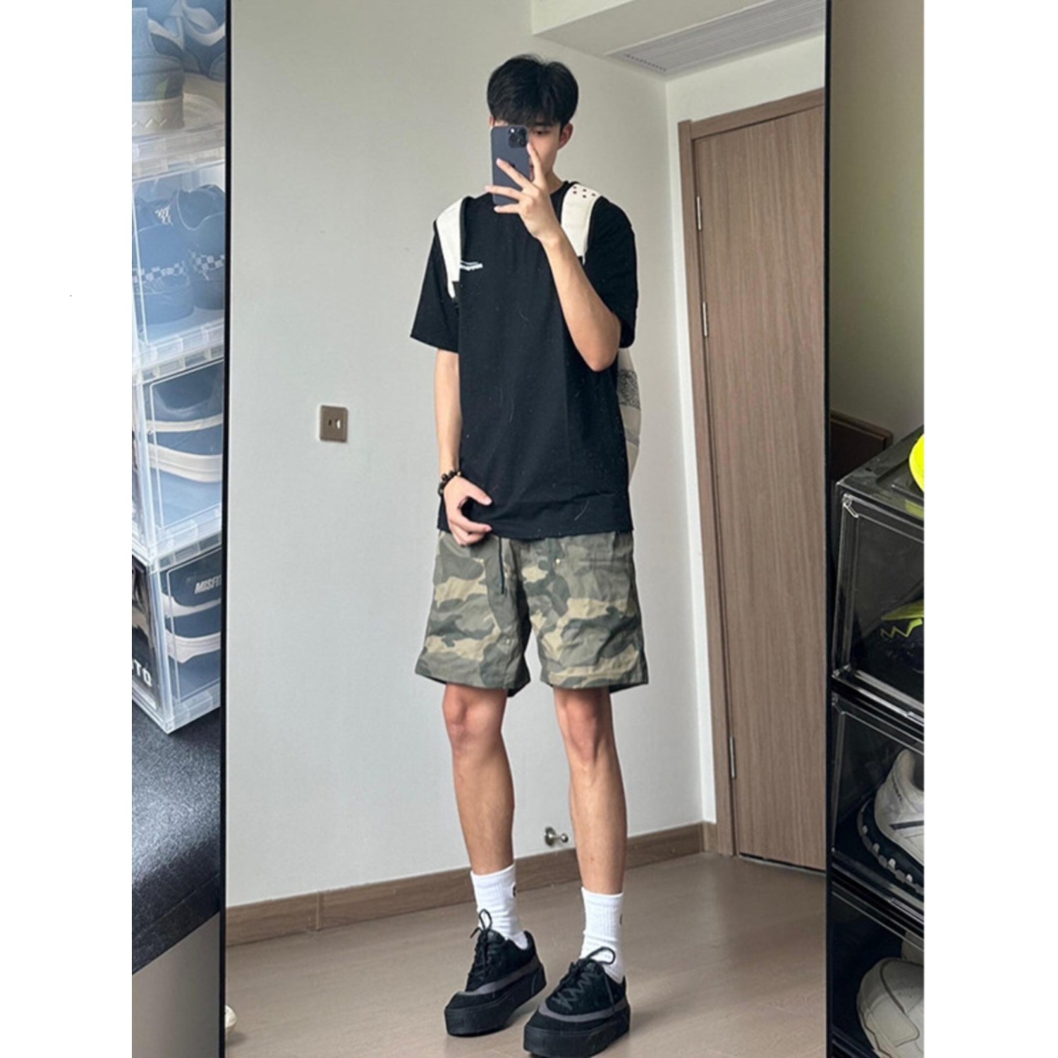 American high street camouflage workwear shorts with brand design, casual versatile, loose and trendy men's five quarter pants