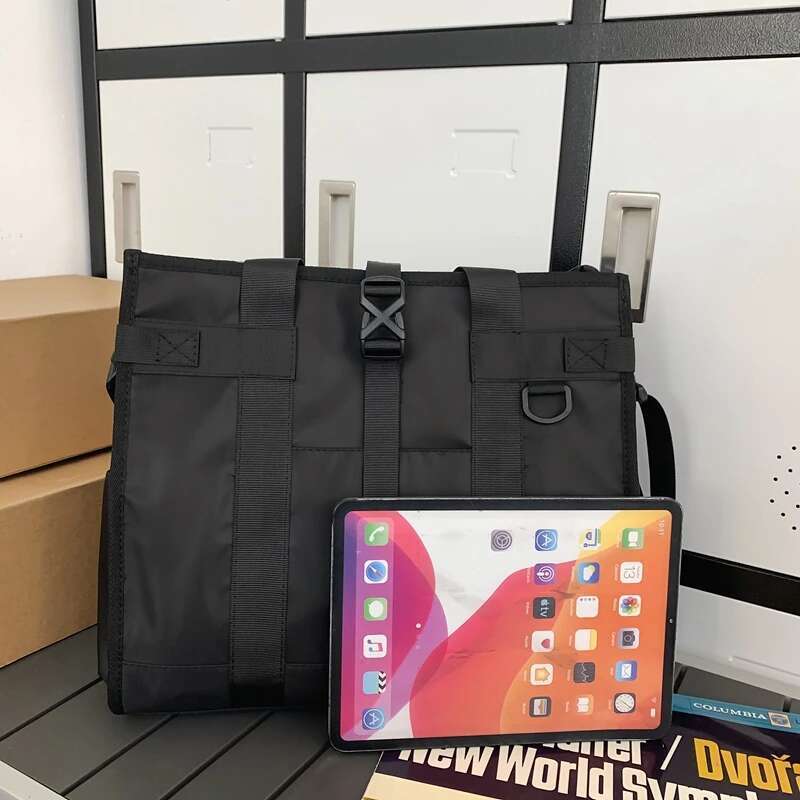 Elegant Designer Men's Sling Pack: Compact Multi-Purpose Travel Companion