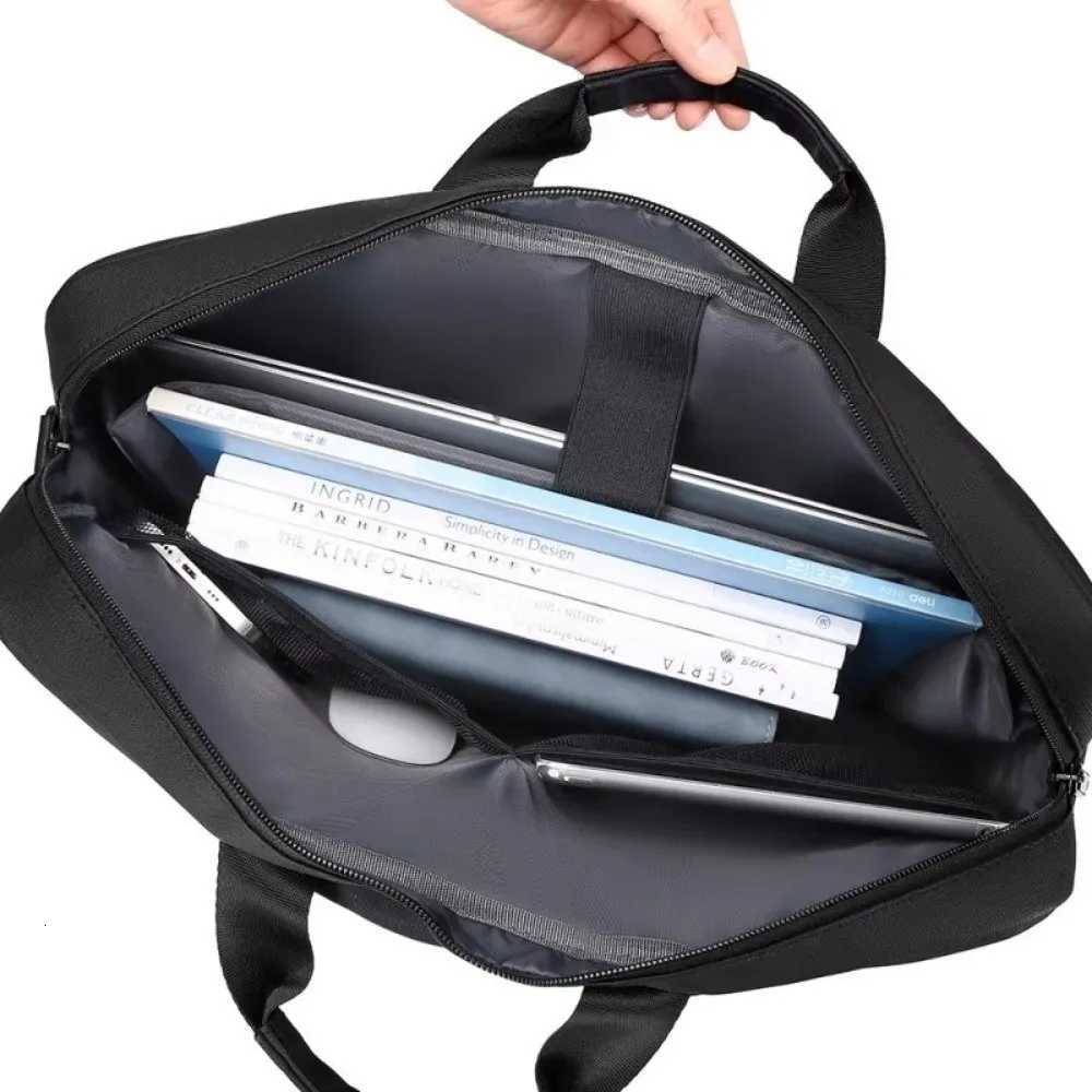 156-173 Inch Laptop Bag Large Capacity Waterproof Briefcase Bag High Quality Adjustable Shoulder Strap Office HandbagT251125