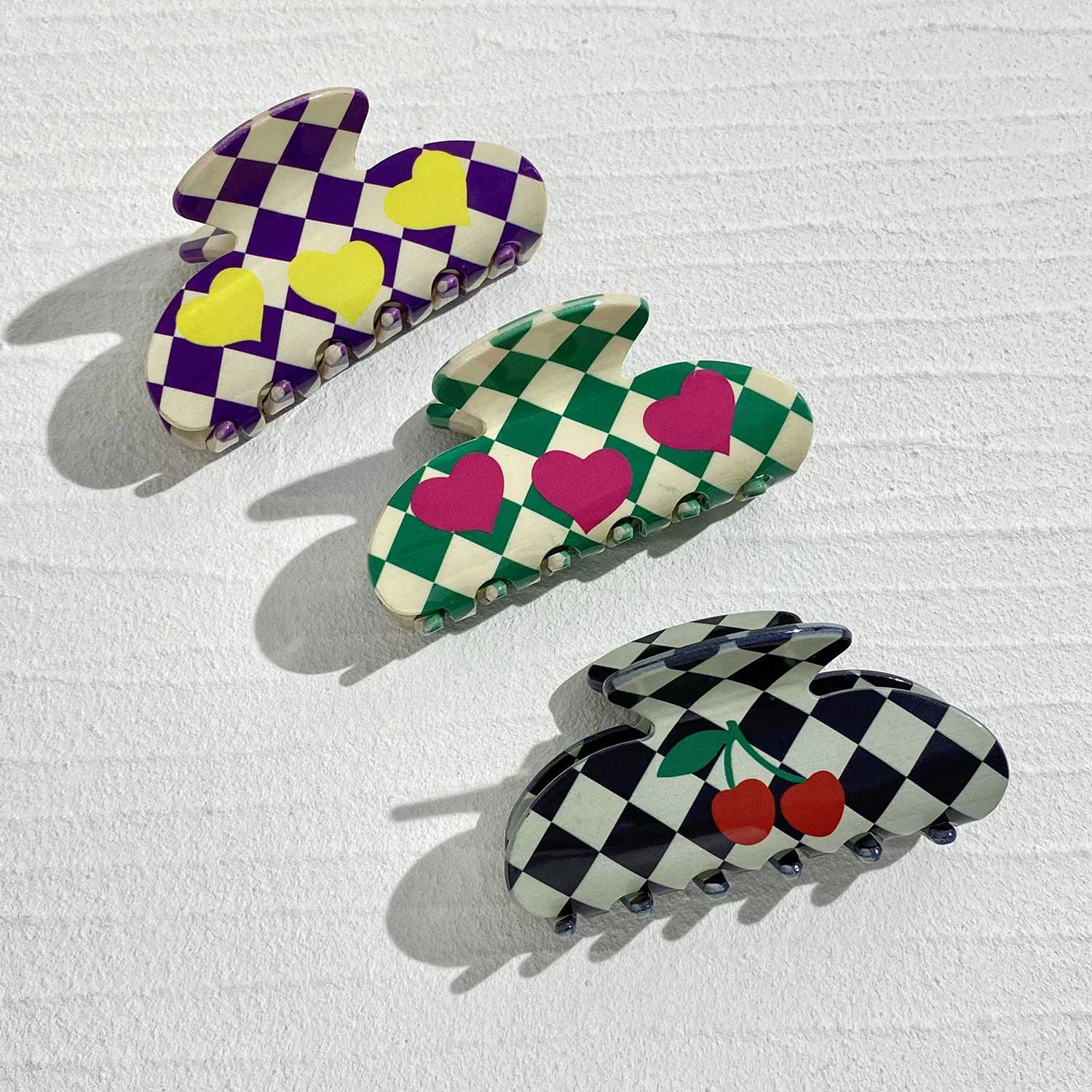 INS acetate chessboard heart-shaped cherry pattern crab hair claw clip suitable for womens casual checkered party hair accessories HeadressT250425