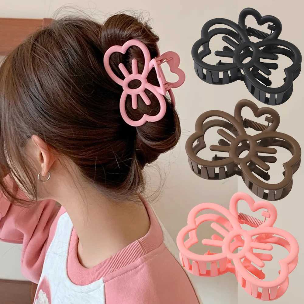 Korean Cute Bowknot Hair Clip Plastic Claw Clip Candy Color Crab Hair Clip for Girls Sweet Hair Claw Hair Accessories for Women Y250707