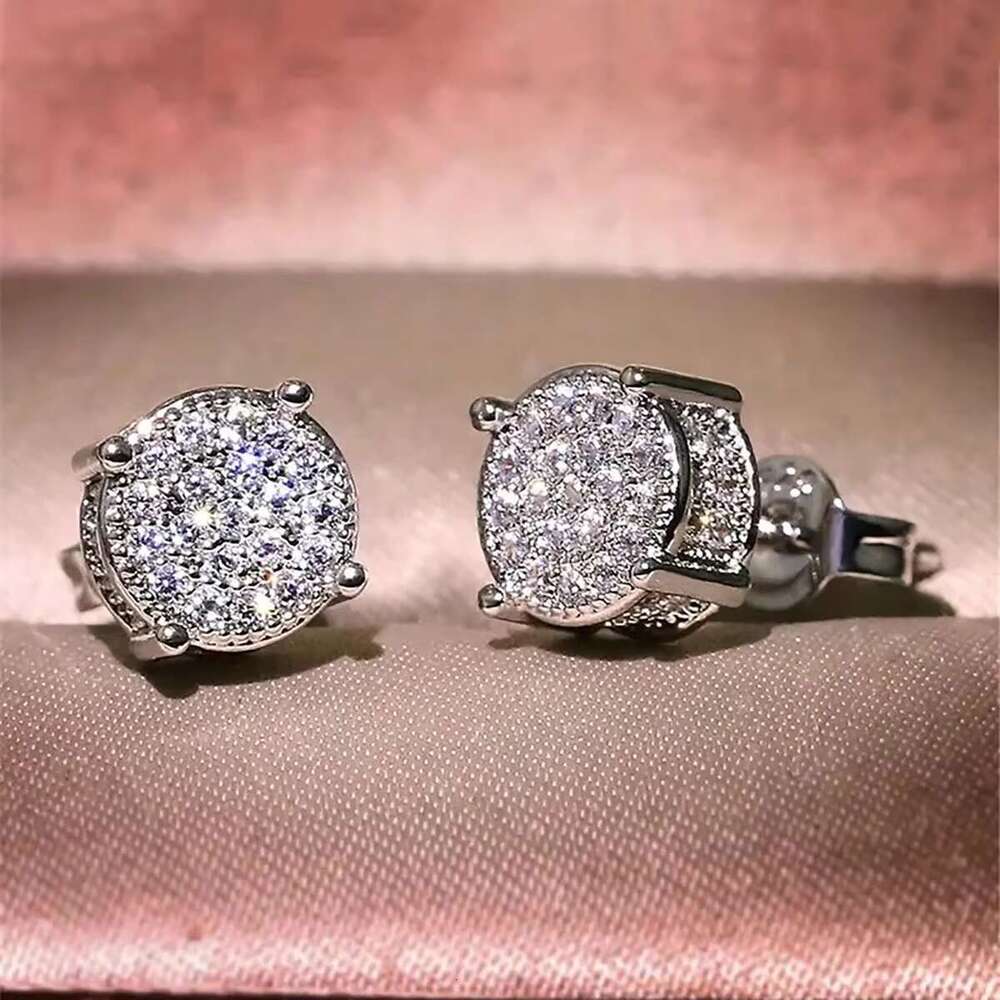 DHcollections Exquisite Women's Wedding Stud Earrings For Daily And Valentine's Day