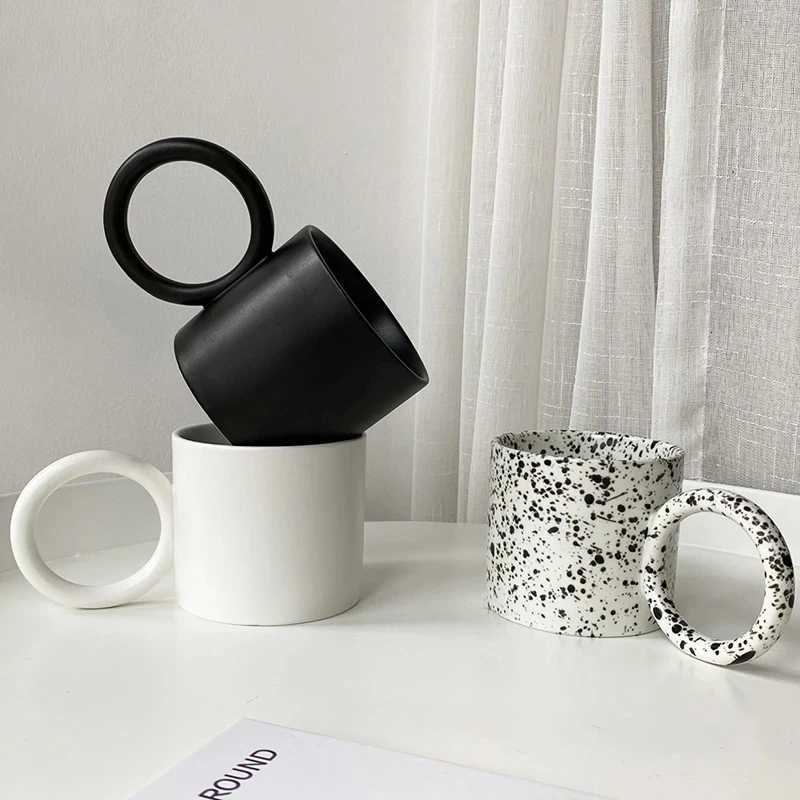 Creative Big Round Circle Handle Mugs Ceramic Personzed Cups White Black Splash-ink For Milk Water Tea Kitchen Tableware Gift Y251125