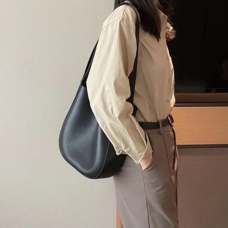 Designer Bag Minimalist Japan Korean Style Solid Color Bucket Tote Dark Brown Cowhide Leather Women Shoulder Winter Crossbody Bag