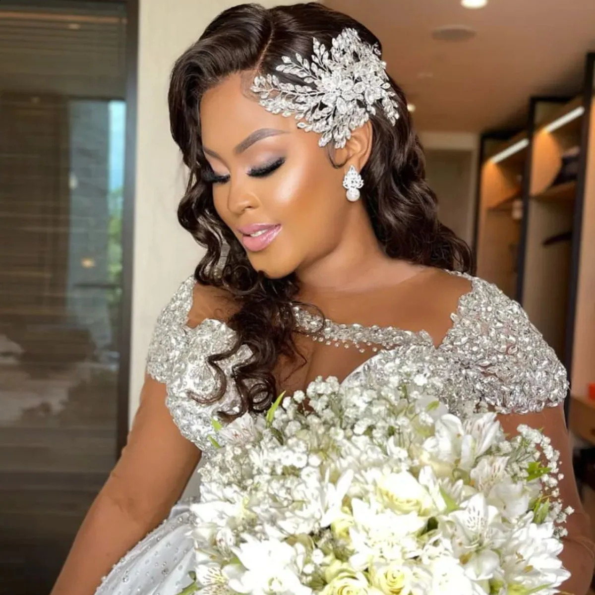 DZ012 Bridal Accessories Crystal Banquet Headdress Bridal Hair Jewelry Headpiece Gift Fashion Bridal Tiaras Baroque Hairbands 250420