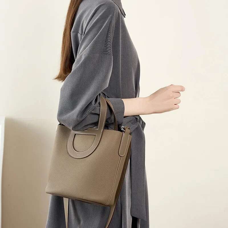 2024 Women Top Layer Cowhide Bucket Hand-Held Shoulder Cross-Body Leather Women's Bag Tide