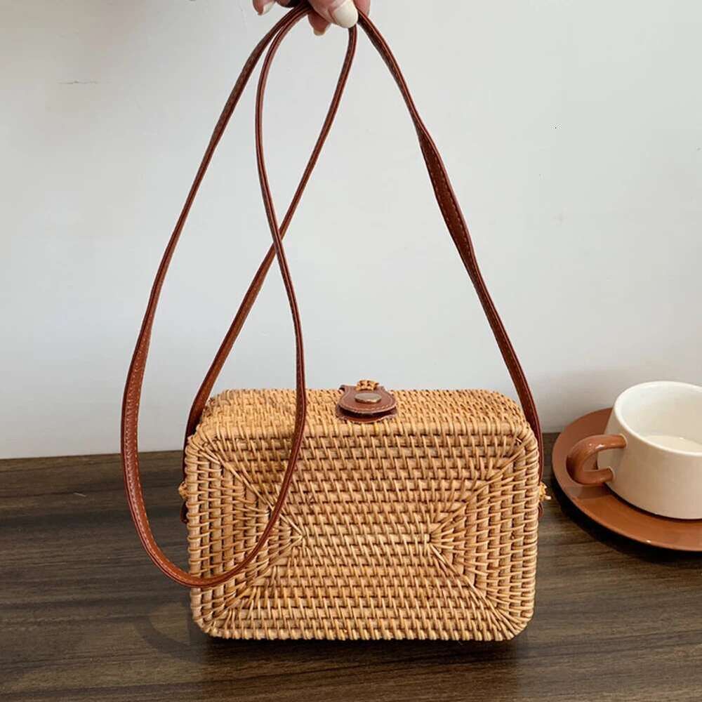 Women Handwoven Storage Vintage Rattan Woven Sling Bohemia Fashion Beach Retro Square/Round/Bucket Durable Straw Bag