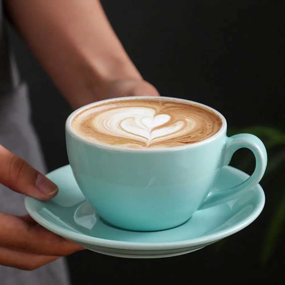 Minimst 220ml Ceramic Coffee Cup Solid Color with Base Couple Mug European Style Tea Cup Latte Y251125