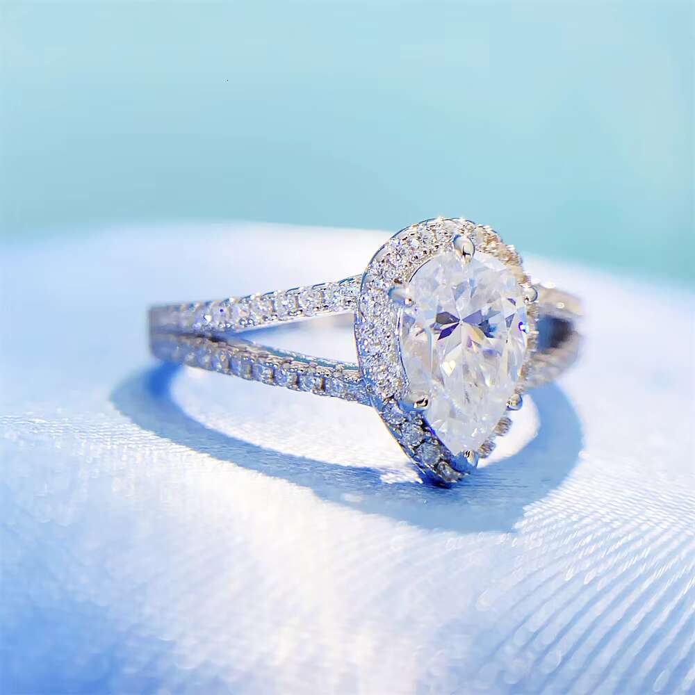 2024 Pear Cut GRA VVS Moissanite Diamond Wedding Ring Fine Jewelry 925 Sterling Silver Moissanite Engagement Rings for Women