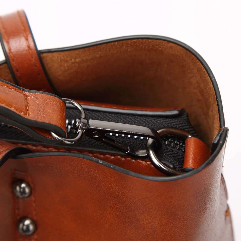 Luxury Designer Waxing Leather Bucket Bag Simple Double Strap Handbag Shoulder Bags For Women All-Purpose Shopping Tote Sac Bolsa Feminina