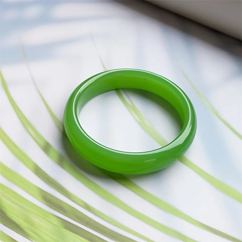Natural Green Bracelet for Women To Give Mother Exquisite Gifts 250424