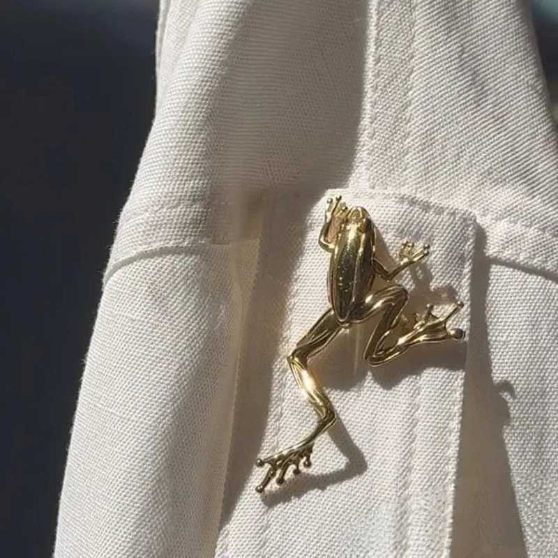 2025 New Unique Design Metal Frog Brooch - Exquisite Light Luxury Womens Or Men Accessory Lapel Pin M614 J251125