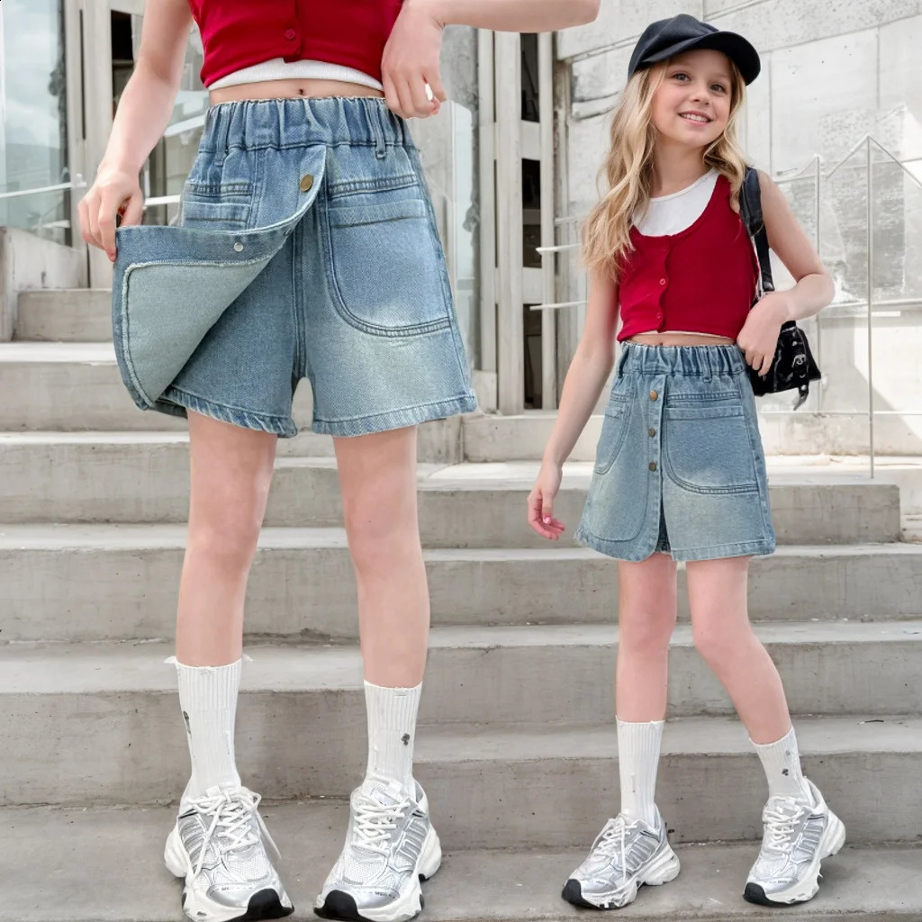 Girls nail button denim shorts for summer 2025 childrens tight pants simple big 250414z