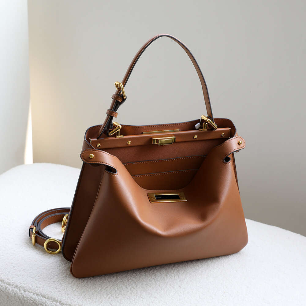 Designer Messenger Bags Woman Underarm Clutch bag real leather tote crescent Even bags wallets Luxury Cross body handbag Shoulder Bag