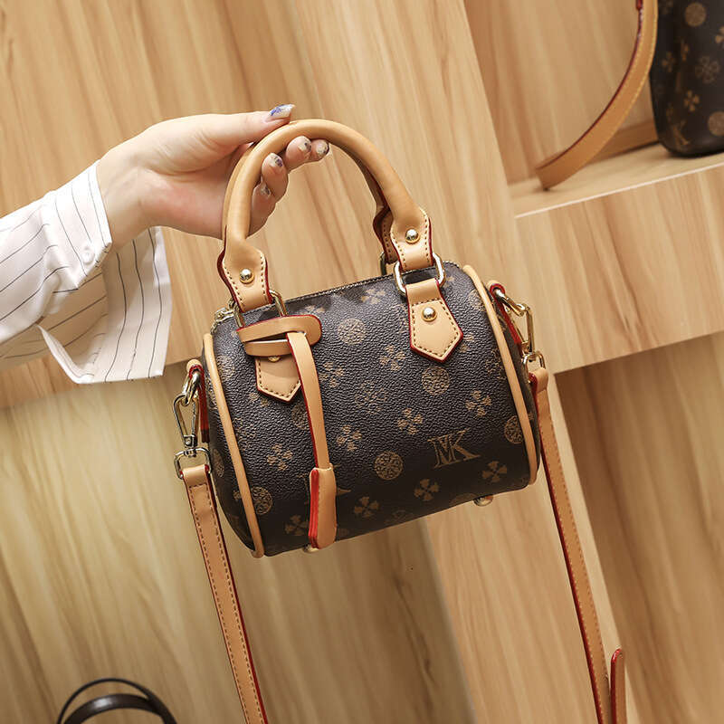 MKF designer free shipping Light luxury genuine leather High quality casual Boston bag versatile classic vintage handbag for woman