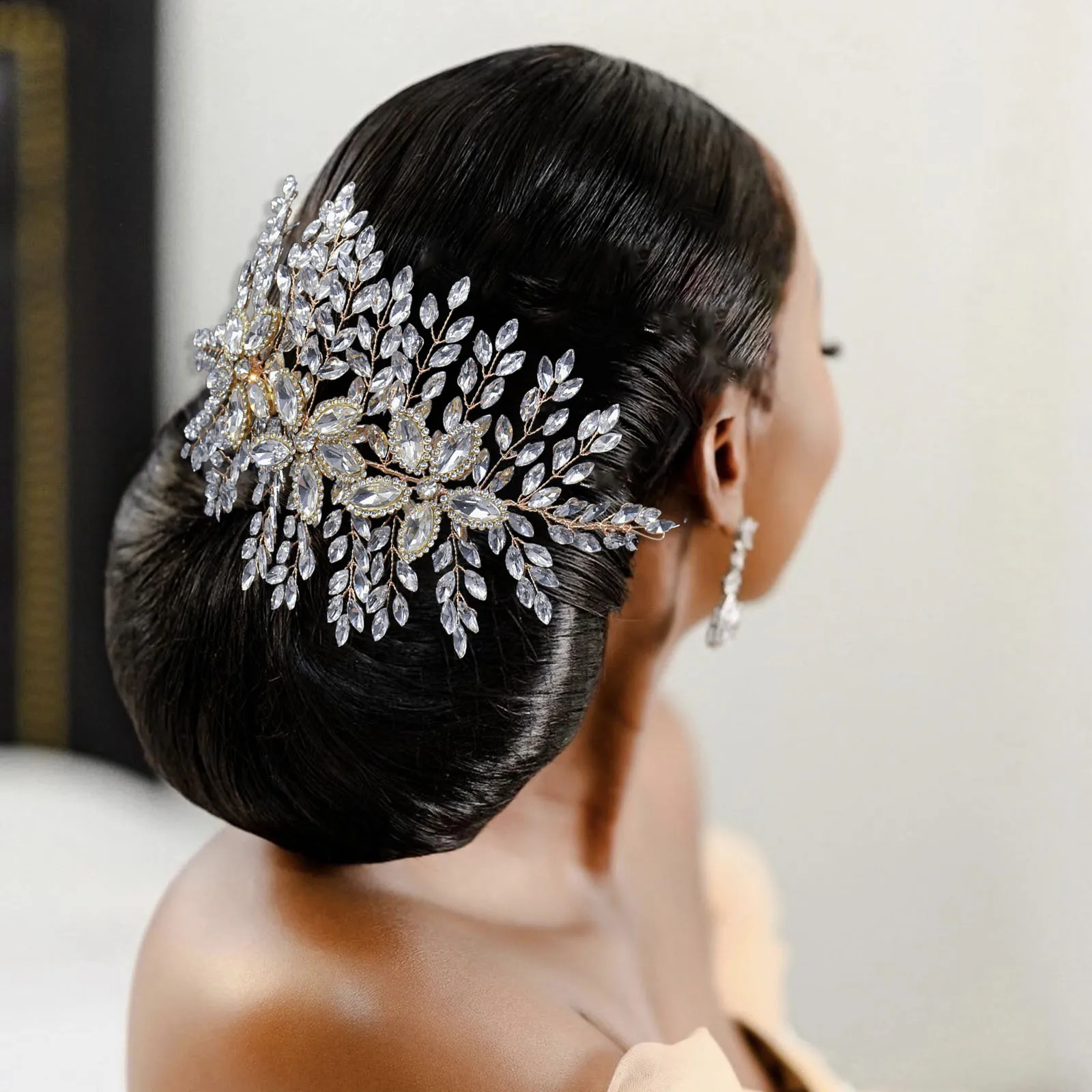 DZ012 Bridal Accessories Crystal Banquet Headdress Bridal Hair Jewelry Headpiece Gift Fashion Bridal Tiaras Baroque Hairbands 250420
