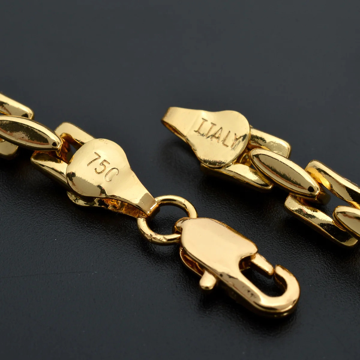 Dubai 18k Gold-Plated Hiphop Link Chain Necklace For Women Man Statement Gold Color Choker Classic Trendy Wedding Party Gifts 251118