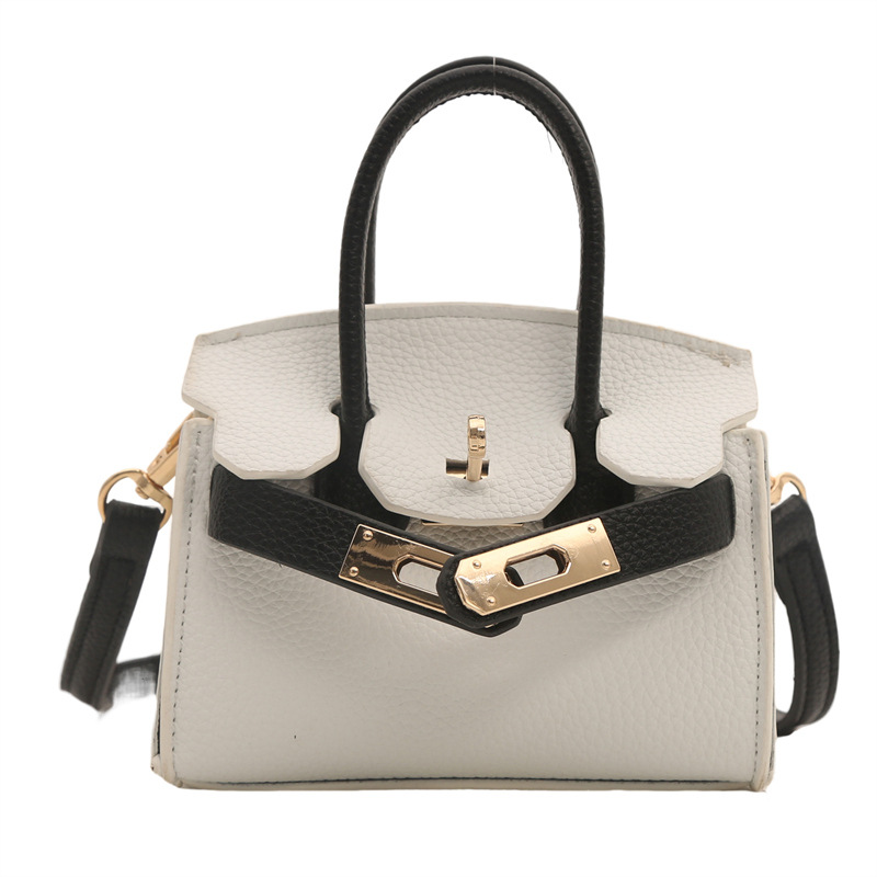 free shipping designer shoulder bags New Fashionable Versatile vintage mini black Crossbody Bag for girls