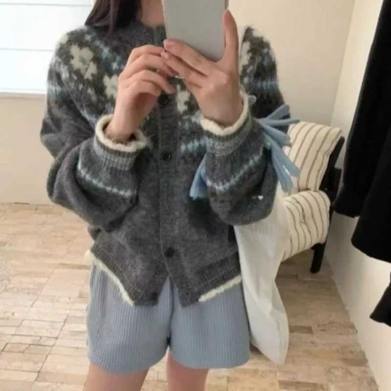 O Neck Jacquard Long Sleeved Cardigan Sweater Coat Retro Casual Womens Knitted Autumn Winter Loose Fashion Casual Sweet ClothesT251125