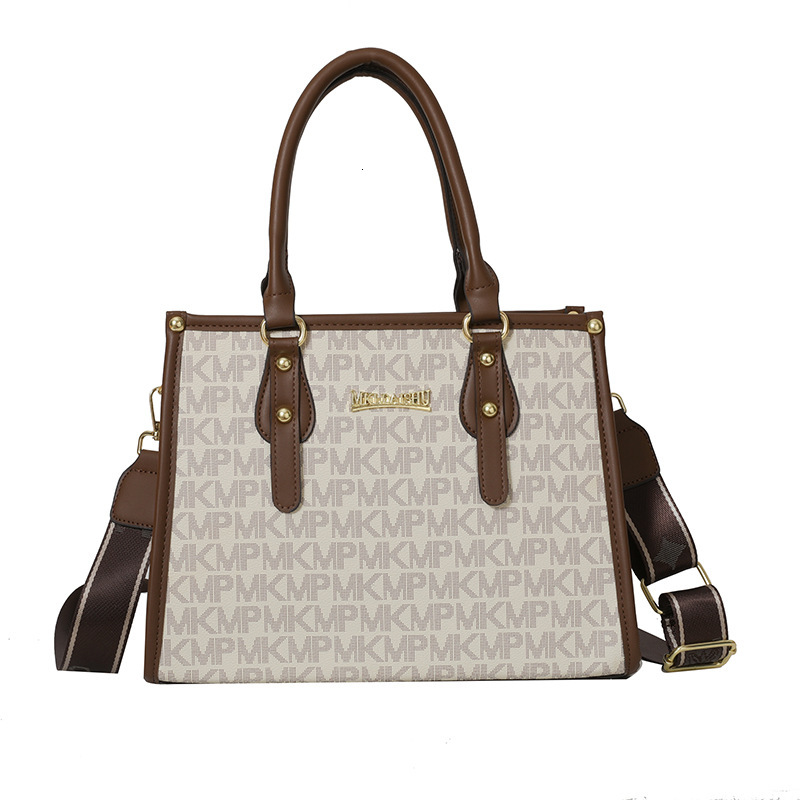 New Free Delivery Designer Shoes By 2025 Printed For Women, Autumn New Trendy Temperament, Shoulder Bag, Letter Style, Contrasting Color, Crossbody Ba