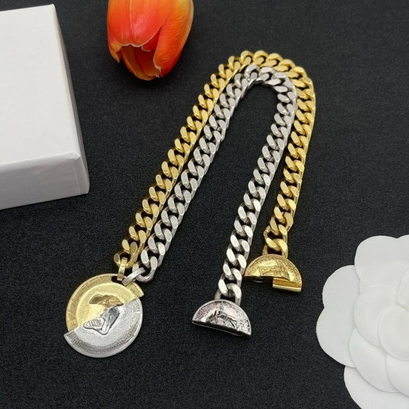 Unisex Pendant Necklace New Designer Brand Necklace Hip-Hop Rock Cuban Necklace Luxury Fashion 18K Gold Chain High-Quality Party Gift