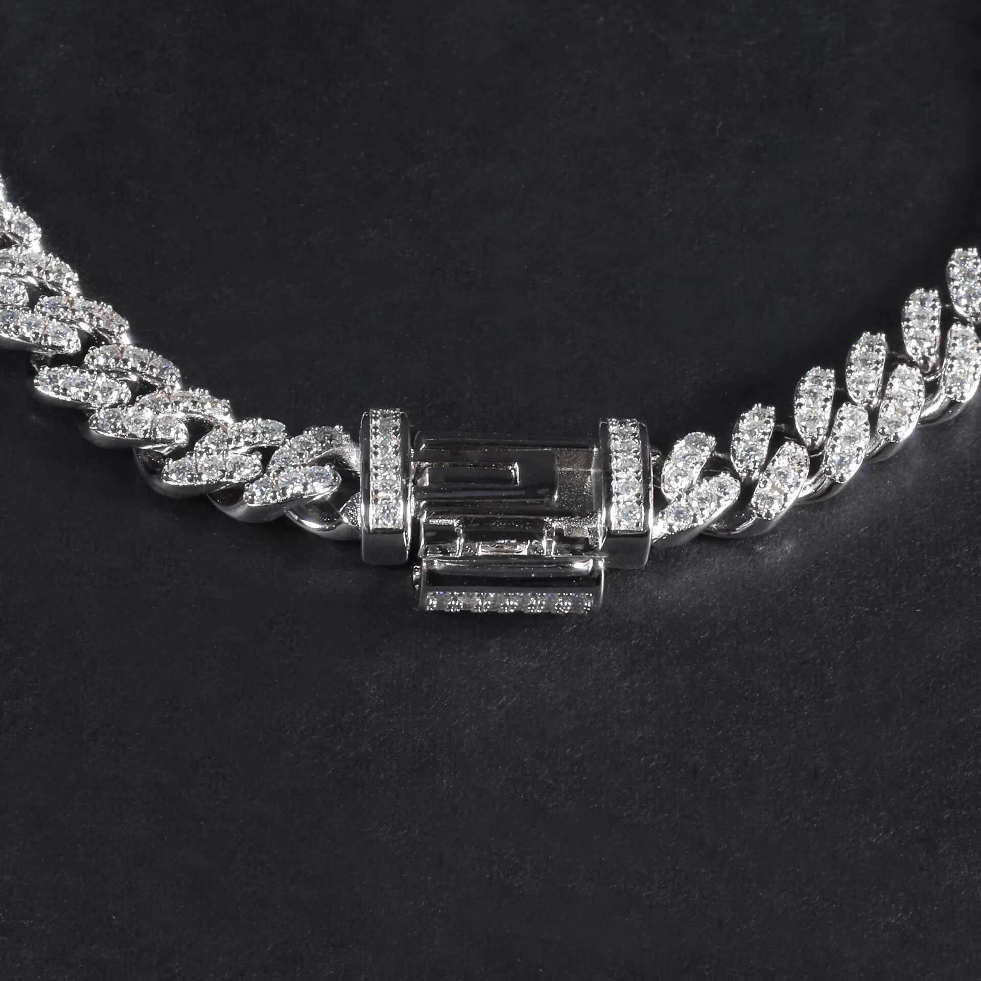 Trendy Personalized Moissanite Necklace 925 Sterling Silver Plated 18k Gold Popular European And American 6mm Cuban Chain