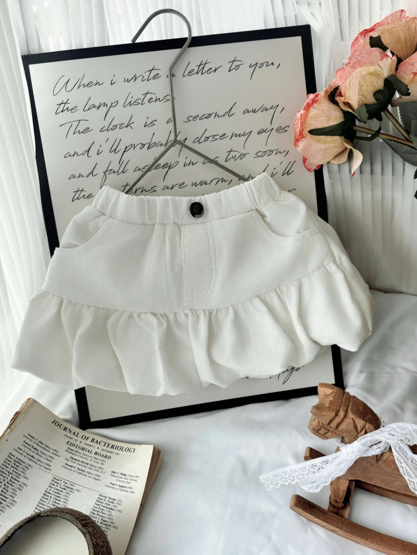 Korean Style Spring Childrens Clothing Retro Denim Solid Color Polka Dot Half Short Skirt Suitable for Girls Flower Embroidery 250424