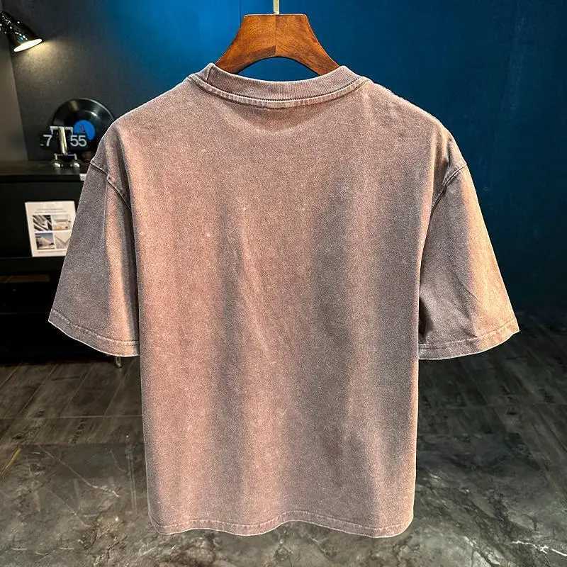 Retro style washed printed short sleeved T-shirt suitable for summer men heavy-duty loose casual half sleeved round neck top W250425
