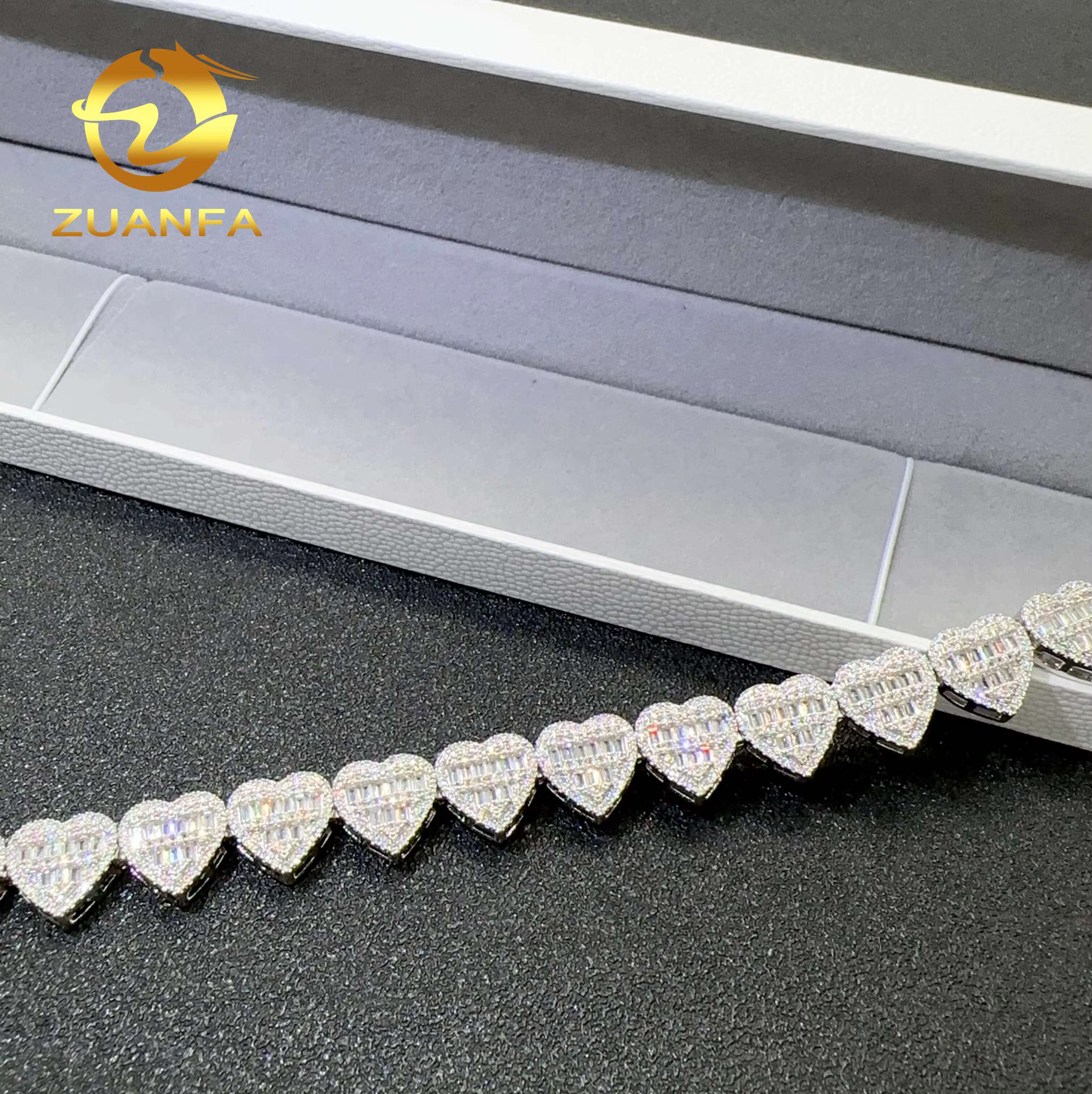 Hip Hop Bracelet Heart Shape Baguette Cut S925 Silver VVS Moissanite Diamond Iced Out Cuban Chain Bracelet