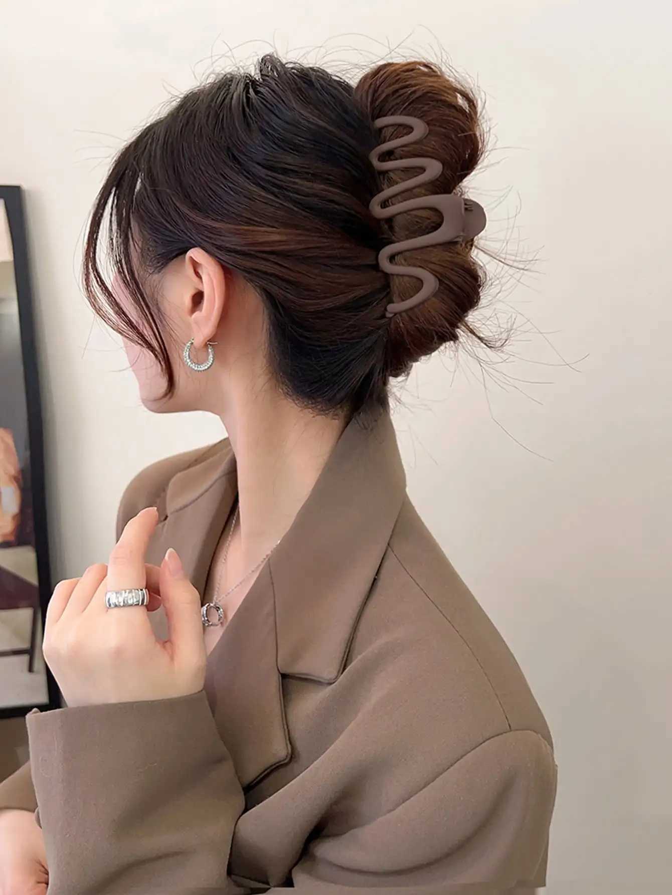 1/3 piece grab clip large volume matte hair clip Exquisite high-end disc hair clip shark clip new simple head hair clipT250425