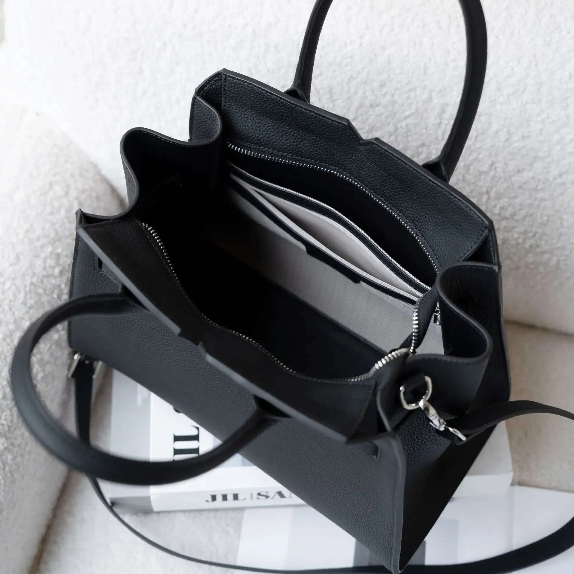 Genuine Leather Shoulder Crossbody Women High Quality Large Capacity Handbag Female Designer Ladies Big Wings Bag
