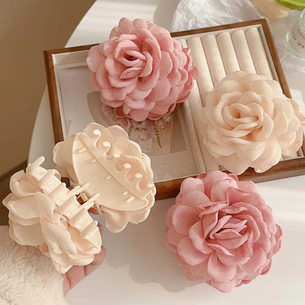 Fabric Rose Flower Hair Claw Clips for Women Girls Hair Clips Bucket Sweet Flower Shark Grip Clip Hair Clip Accessories Hair ClipT250425