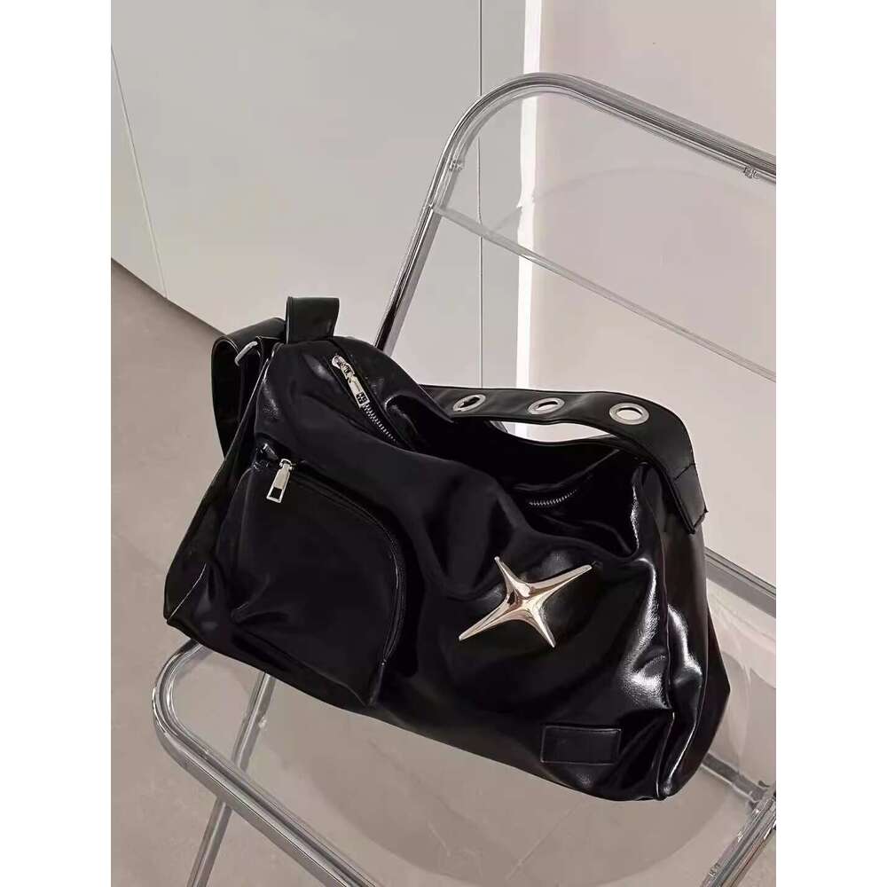 Designer Bag Lazy Large Capacity Sweet Cool Motorcycle Premium Texture Crossbody For Class Handheld Single Shoulder Bag