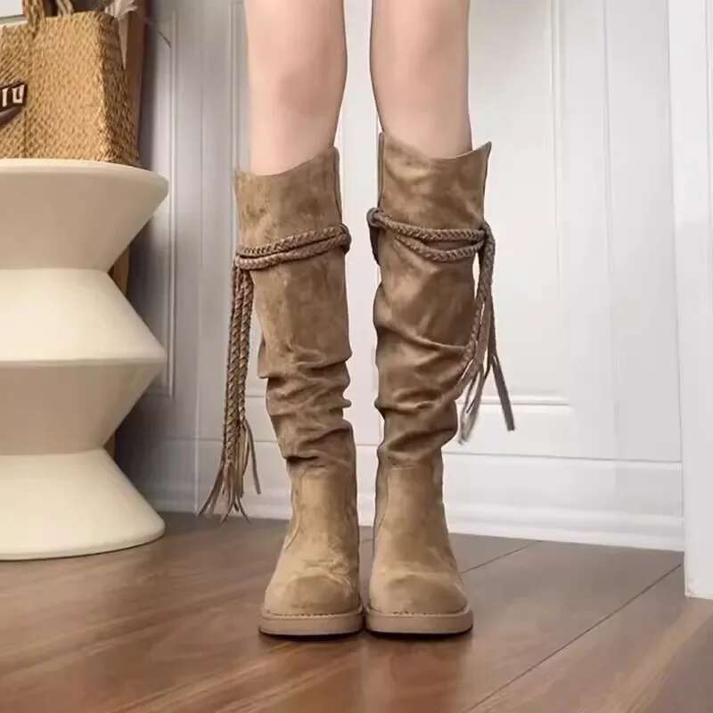2024 Spring And Autumn New Retro Style Fashion Thick Heel Long Slim Look Stacked Middle Tube Boots
