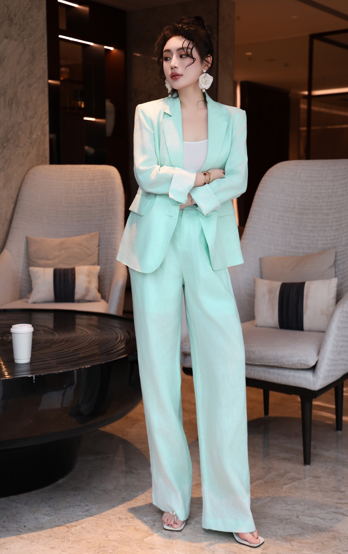 womens blazer womens casual suits business Vogue Paris 2025 Fashion Week Show Customized Fashion Tailored clothing M59