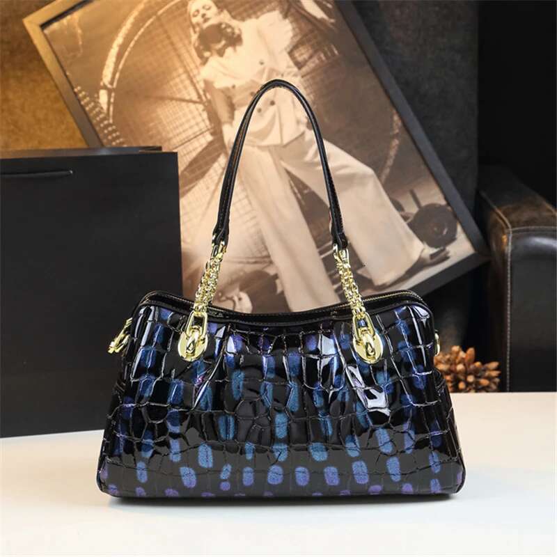 Spring patent leather crocodile pattern chain underarm handbag banquet dress large-capacity one-shoulder cross-body women's bag