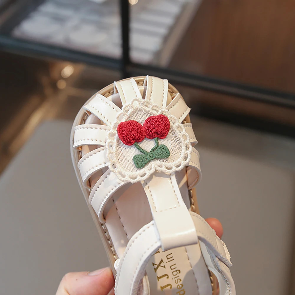 Summer Roman Sandals for Girls PU Leather Waterproof Childrens Beach Shoes Trend Fashion Girls Sandals Cute Childrens Shoes 250424