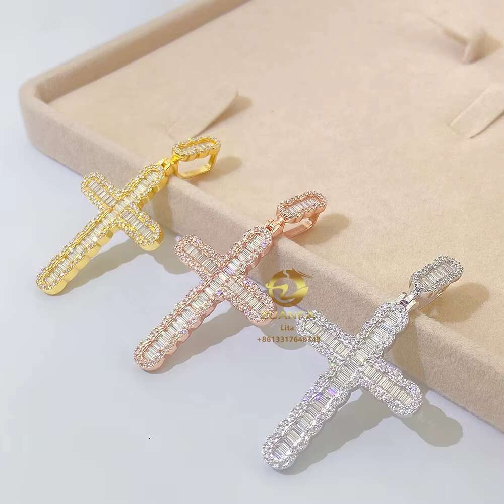 Hip Hop Fashion Iced Out Jewelry Vvs baguette Moissanite Men Silver 925 Custom Cross Pendants