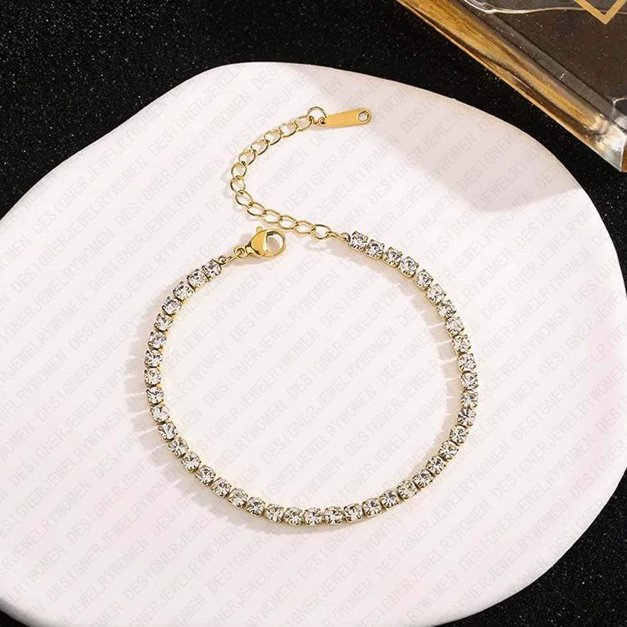 Designer Bracelet Bracelet for Women Stainless Gold Bangle Full Pave Bangles Luxury Jewlery Designer for Women Elegant Timeless Sparkling Gift Premium