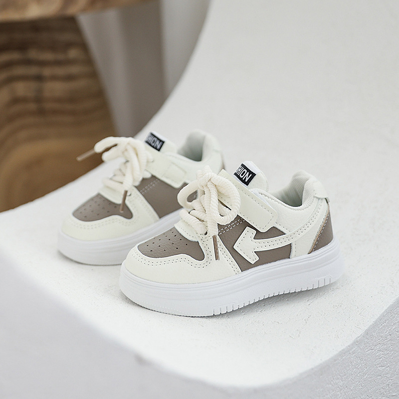 New design Shoes 2025 Autumn New Casual board shoes Anti-slip soft sole soft leather surface Breathable outdoor sports shoes for boys and girls Free S