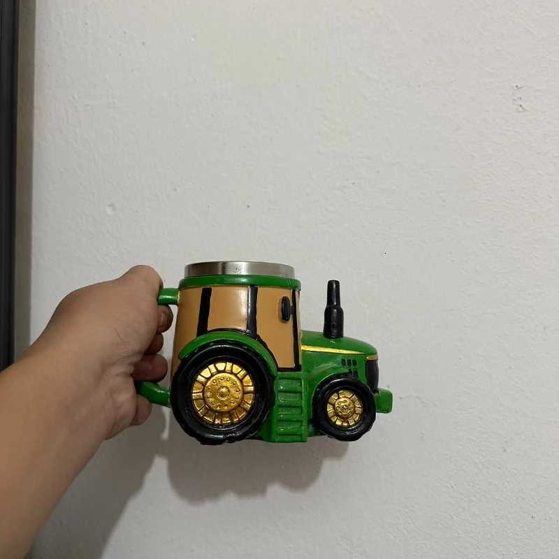 1pcs Creative Retro Green Tractor Coffee Cup Home Kitchen Desktop Decorative Ornaments Tractor-shaped Water Cup Gift Y251125