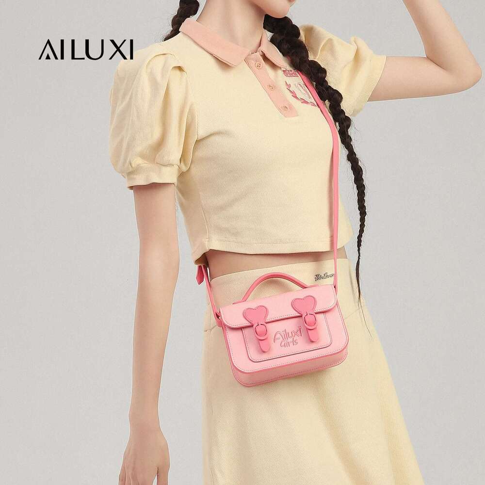 Designer Bag AILUXI Women Handbag For Cosmetic Storage New Original Designer Cambridge Crossbody Small Niche Design Pink Mailman Bag