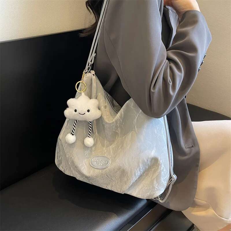 Designer Bag Korean Large Capacity Commuter Tote Female New Senior Sense 100 Shoulder Bag Travel Backpack