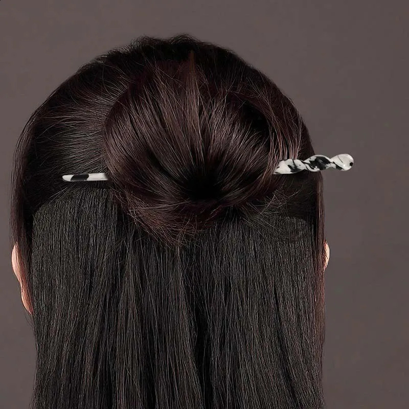 Retro Chinese style girl hair stick fashionable vinegar square pointed monument shaped clip pin jewelry accessory 250417
