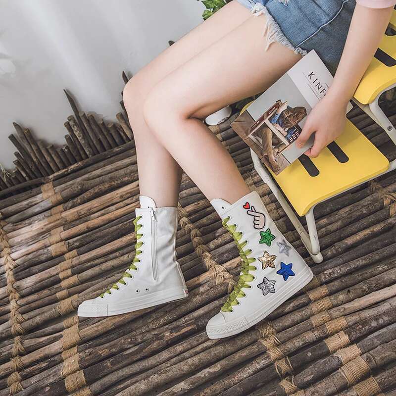 Spring new medium-sized ribbon lace-up sequin embroidered canvas soft sole flat inner heightening large size women's shoes