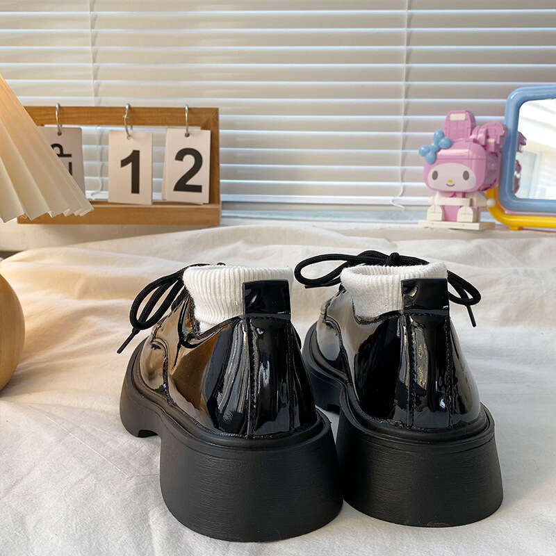 Wearing skirts, small leather shoes, women's 2024 Spring and Autumn new British style student versatile lace up thick sole height increasing sing