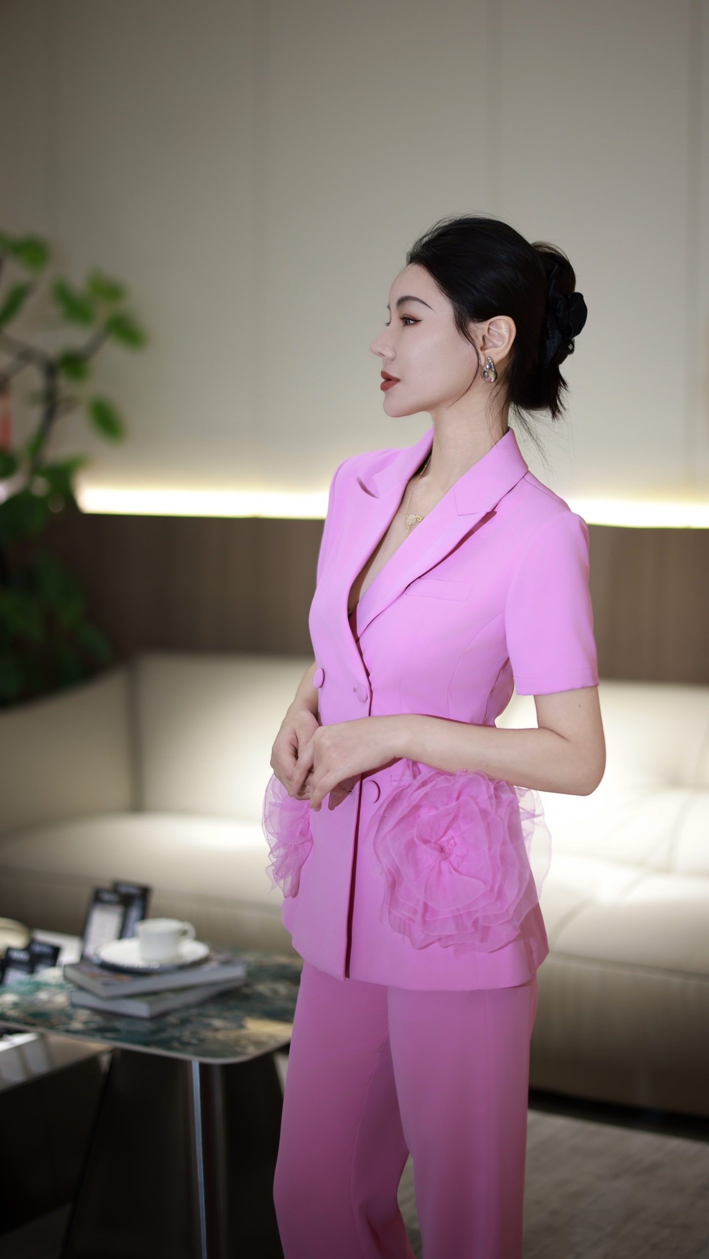 womens blazer womens casual suits business Vogue Paris 2025 Fashion Week Show Customized Fashion Tailored clothing M45
